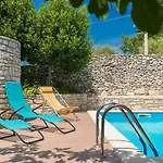 بيت للعطل Istra By Interhome